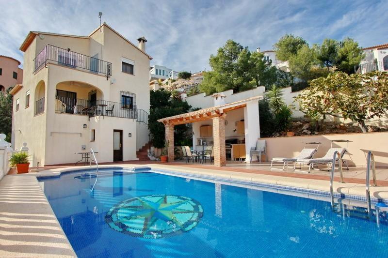 Lovely Villa With Wonderful Views Pego Exterior foto